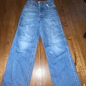 Levi jeans